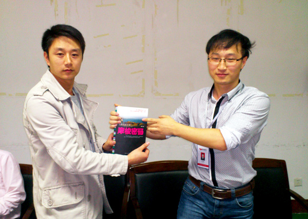 维多利亚老品牌vic(集团)官方网站