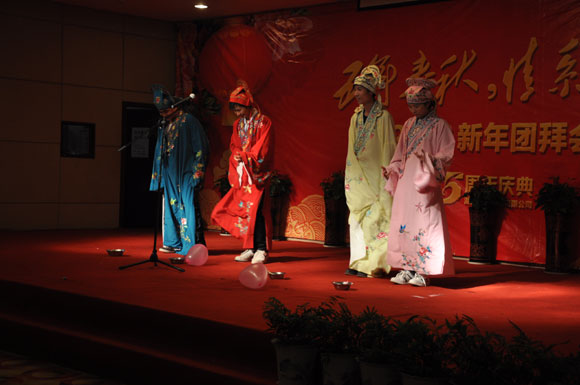 维多利亚老品牌vic(集团)官方网站