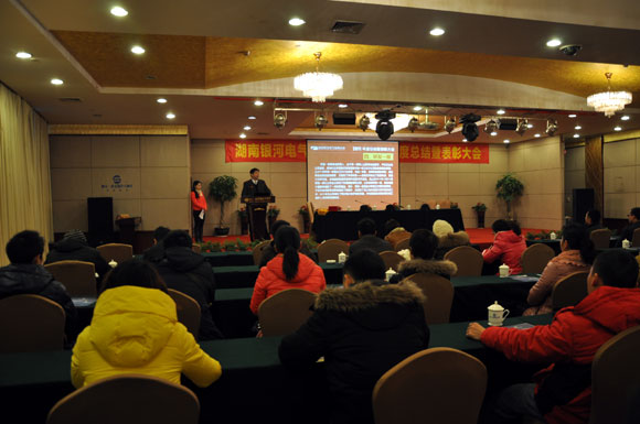 维多利亚老品牌vic(集团)官方网站