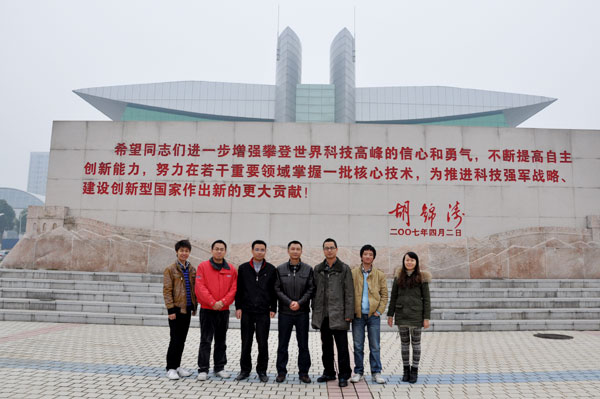 维多利亚老品牌vic(集团)官方网站