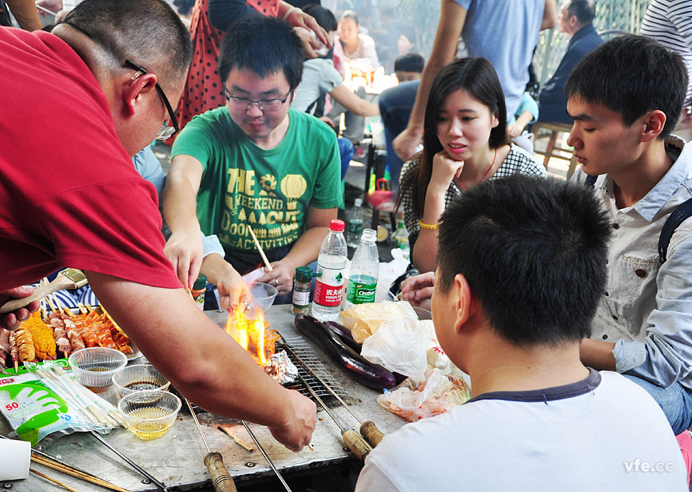 维多利亚老品牌vic烧烤活动