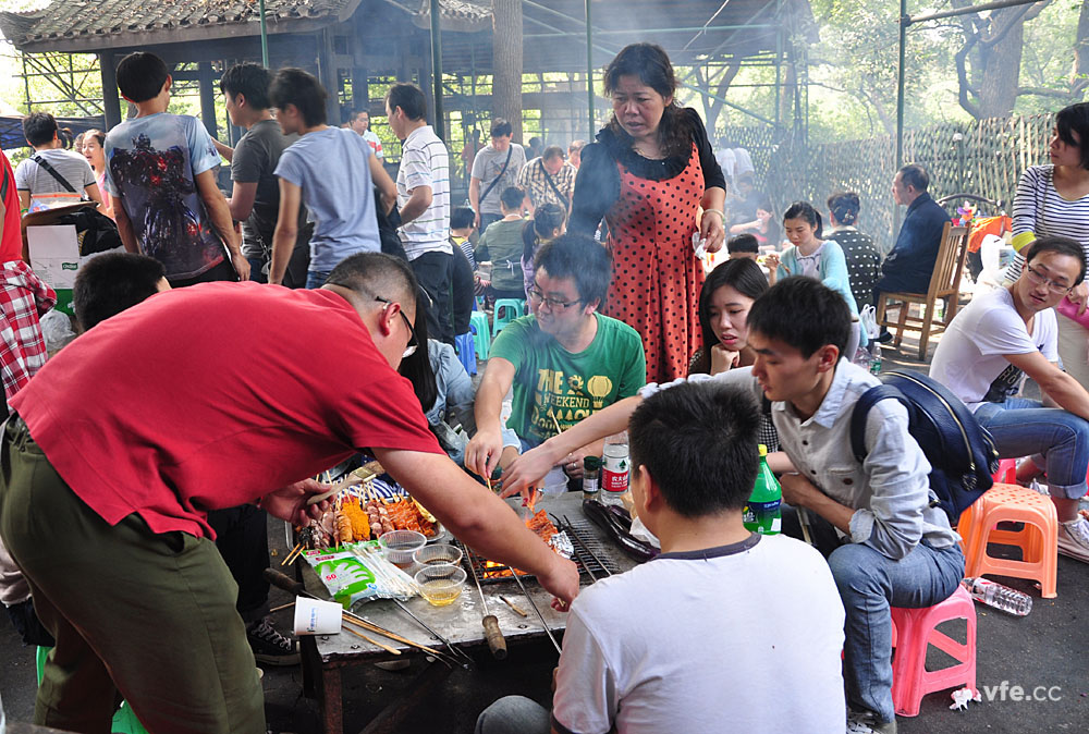 维多利亚老品牌vic烧烤活动