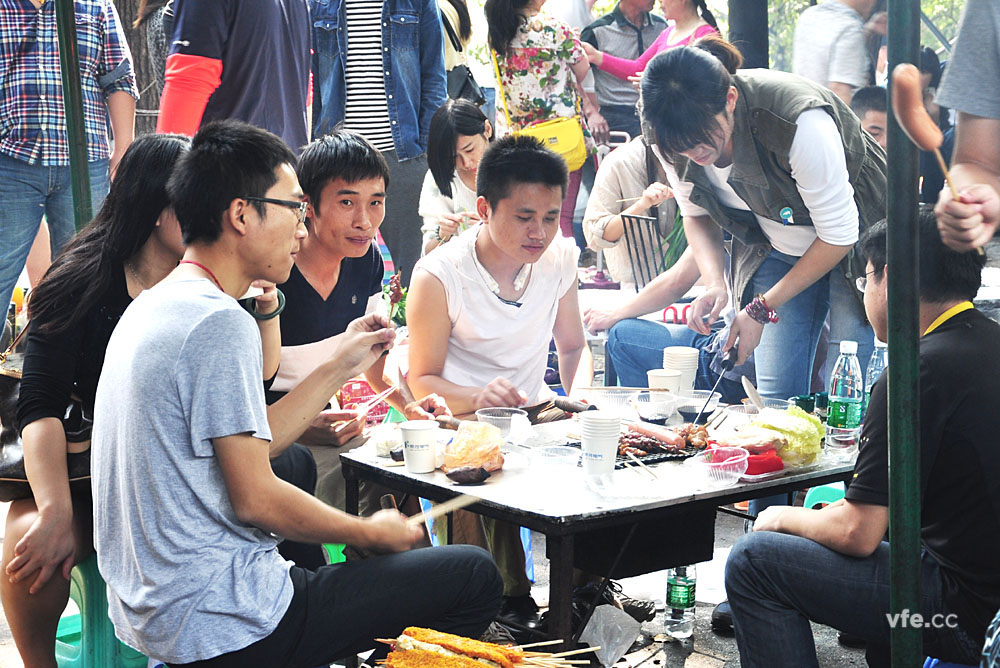 维多利亚老品牌vic烧烤活动