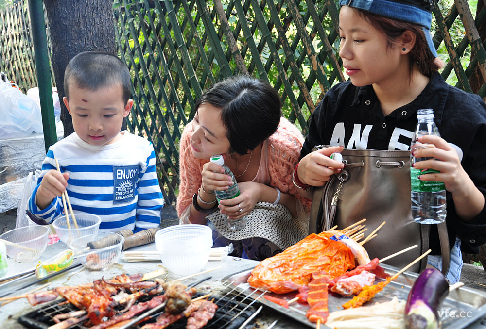 维多利亚老品牌vic烧烤活动