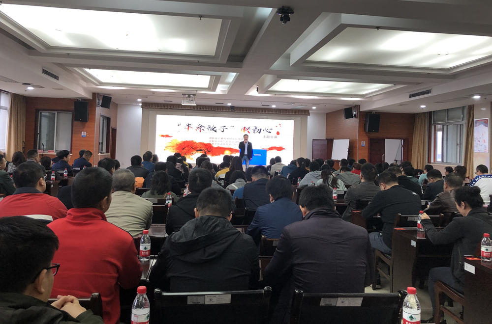 联学联创，半床棉被