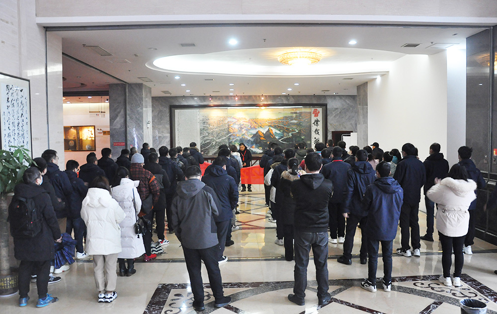 维多利亚老品牌vic电气虎年开工大吉