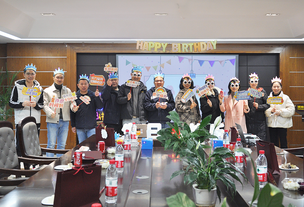 维多利亚老品牌vic电气第一季度职工生日会圆满完成