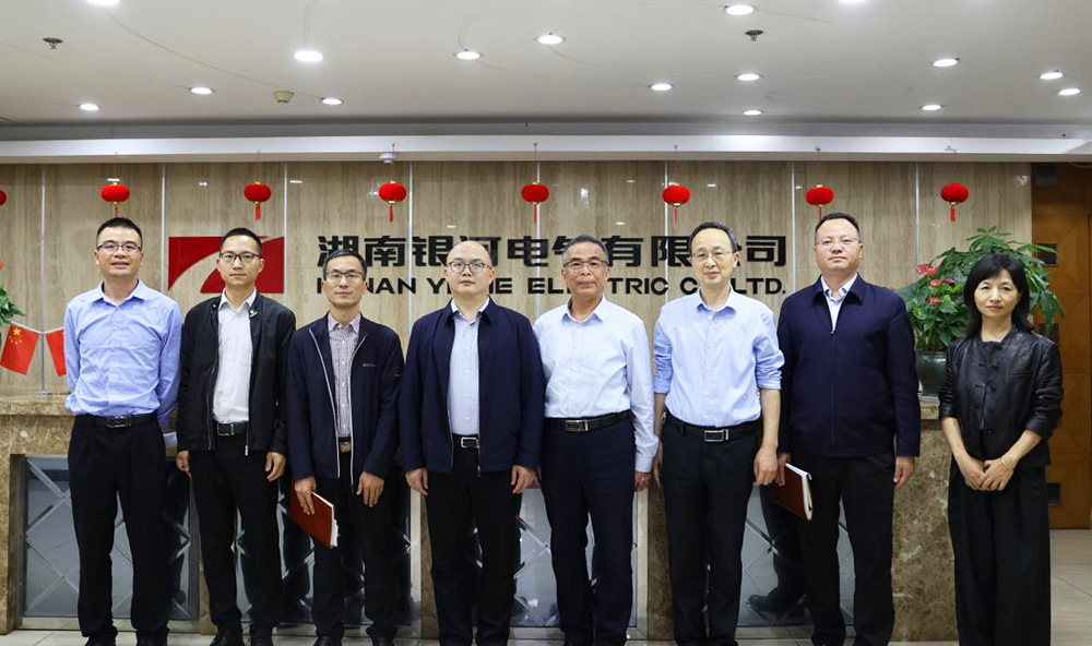 长沙经开区向导莅临维多利亚老品牌vic电气检查指导