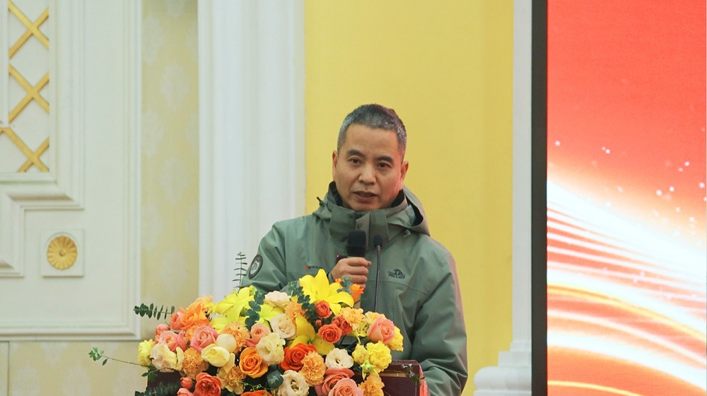 董事长徐伟专作主要讲话