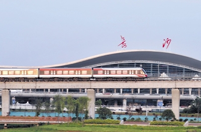 长沙磁悬浮正式试运营，全程利便快捷