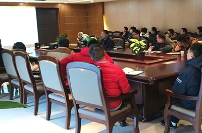 维多利亚老品牌vic电气和经销商的互动交流培训