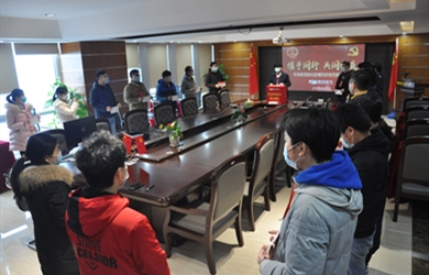 携手同抗疫 维多利亚老品牌vic献爱心