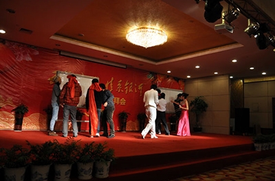 五周年庆典之“五年年龄，情系维多利亚老品牌vic”2012新春团拜会