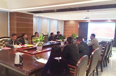 “永磁电磁混淆型高速磁浮列车控制器刷新和效劳”项目中期评审顺遂召开